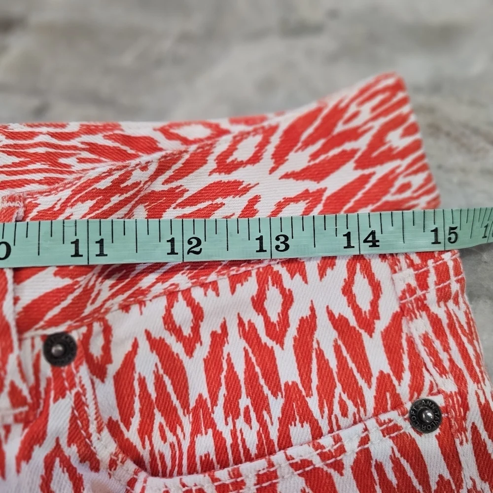 LOFT Orange White Ikat Print Shorts Size 2 Frayed Hem Casual Summer